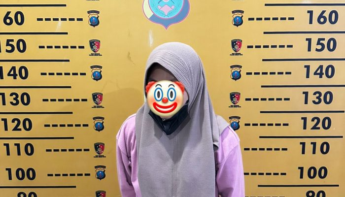 Diduga Ancam Pegawai Toko Ponsel dengan Parang, Mahasiswi Diamankan Polsek Medan Kota