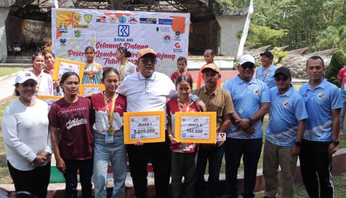 Bupati Dairi Lepas 732 Peserta Lomba Lari Dairi Merlojang 2026 di Sitinjo