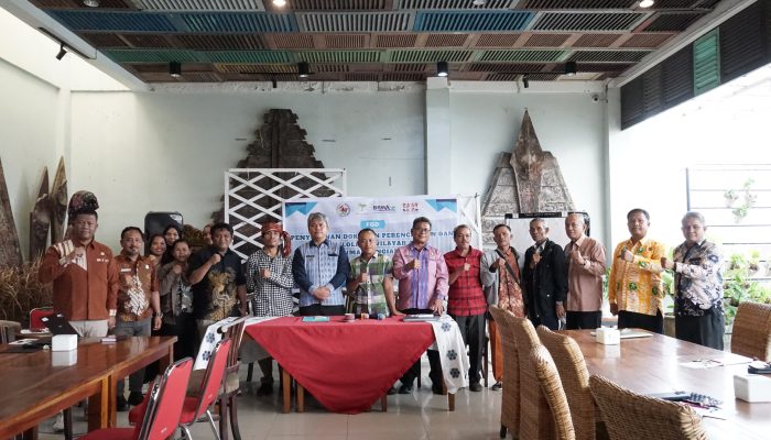 Wabup Taput Buka FGD Pengelolaan Wilayah Adat Simardangiang, Dorong Kemenyan Jadi Penggerak Ekonomi Berkelanjutan
