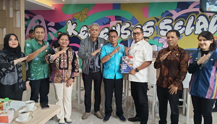 Percepat Program Sekolah Rakyat, Bupati Taput Temui Wamensos di Kemensos