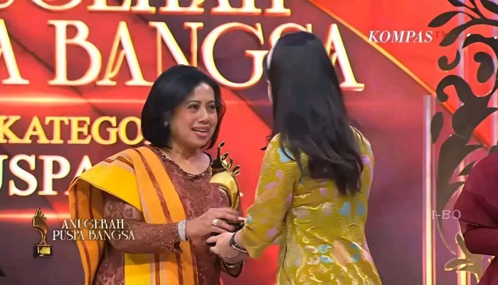 Ketua TP PKK Dairi Raih Anugerah Puspa Cita 2026 dari KompasTV