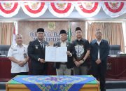 Wabup Dairi Sampaikan LKPJ APBD 2025 dalam Rapat Paripurna DPRD
