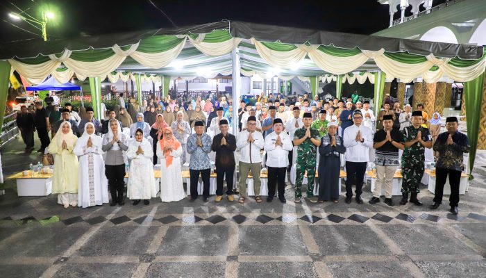 Wali Kota Pematangsiantar Hadiri Haul ke-112 Raja Sang Naualuh Damanik di Masjid Raya