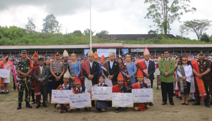 Hardiknas 2026 di Siborongborong, Bupati Taput Tekankan Pendidikan Karakter Hadapi Era AI