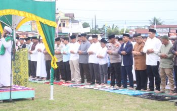 Kapolres Simalungun Sholat Id Bersama Forkopimda dan Masyarakat