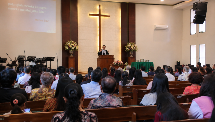 Tetap Percaya di Tengah Badai Kehidupan