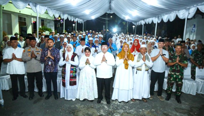 Wali Kota Wesly Sambut Kepulangan 110 Jamaah Haji Pematangsiantar
