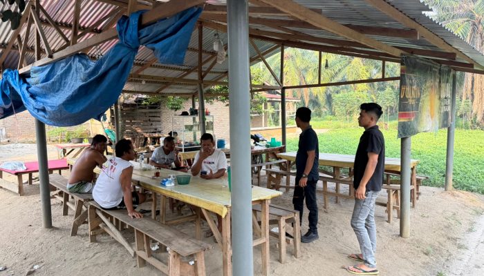 Polsek Bandar Huluan Cek Dugaan Judi di Warung Kopi