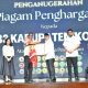 Bupati Simalungun Raih Penghargaan Menkum atas 413 Posbankum