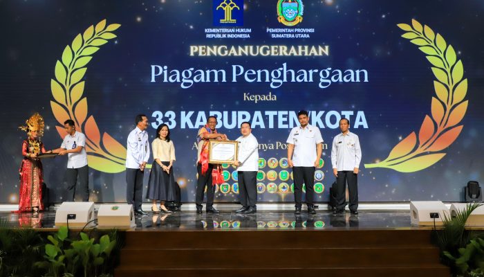 Wesly Terima Penghargaan Menteri Hukum atas Komitmen Posbankum