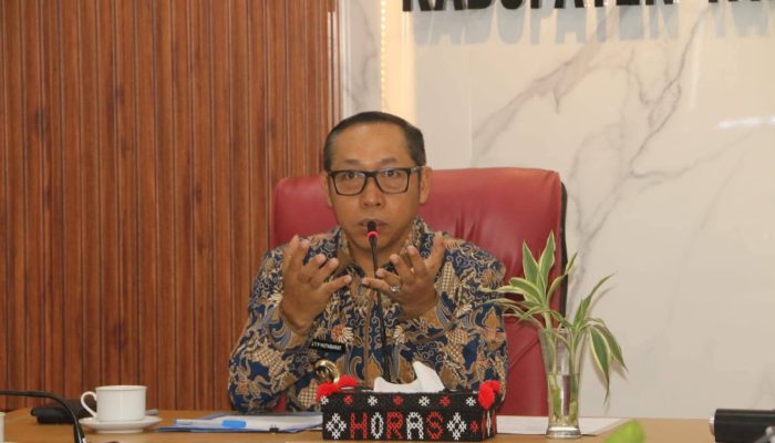 Bupati Taput Anggarkan Rp38,06 Miliar untuk JKN Tahun 2026