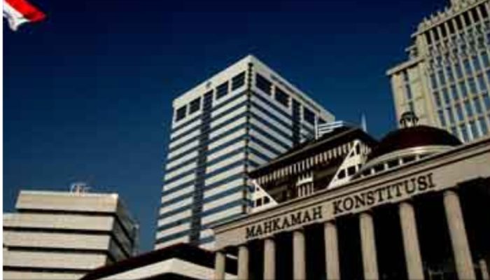 MK Tolak Gugatan Batas Usia Calon Kades