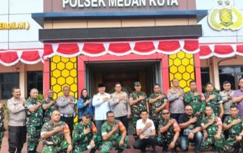 Geruduk Mapolsek Medan Kota, Danramil 04/MK, Danramil 05/MB/ dan Camat Medan Kota ucapkan Selamat Hari Bhayangkara ke 80