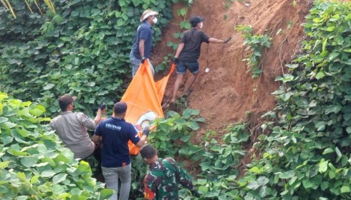Keluarga Apresiasi Kesigapan Polres Simalungun Evakuasi Lansia yang Ditemukan Meninggal di Perkebunan