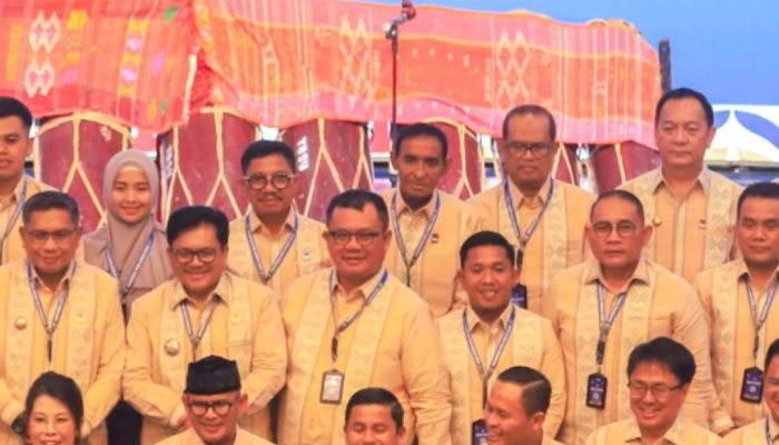 Wesly Hadiri Pembukaan Rakernas XVIII APEKSI di Medan