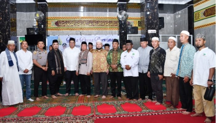 Bupati dan Wabup Samosir Buka Puasa Bersama Umat Muslim, Tekankan Kerukunan Antarumat Beragama
