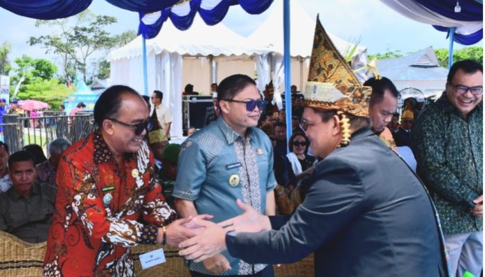 Pererat Sinergi Antar Daerah, Wabup Samosir Hadiri Hari Jadi ke-193 Kabupaten Simalungun
