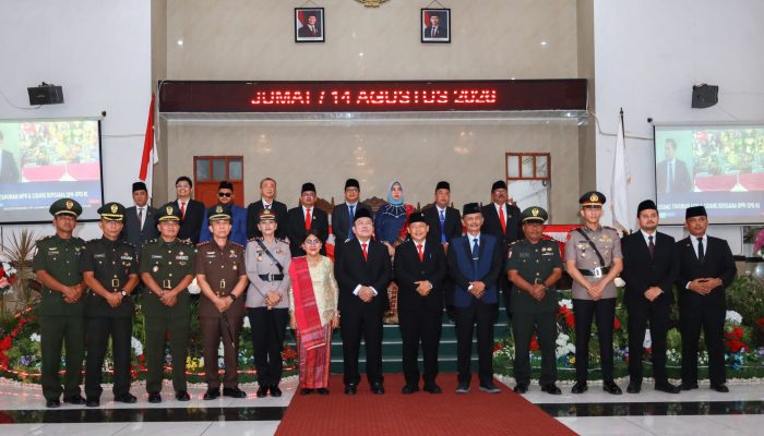 Wali Kota Wesly Saksikan Pidato Kenegaraan Presiden Prabowo
