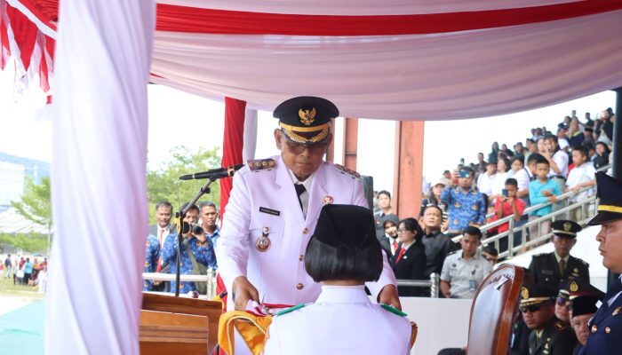 Bupati Dairi Pimpin Upacara HUT RI ke-81
