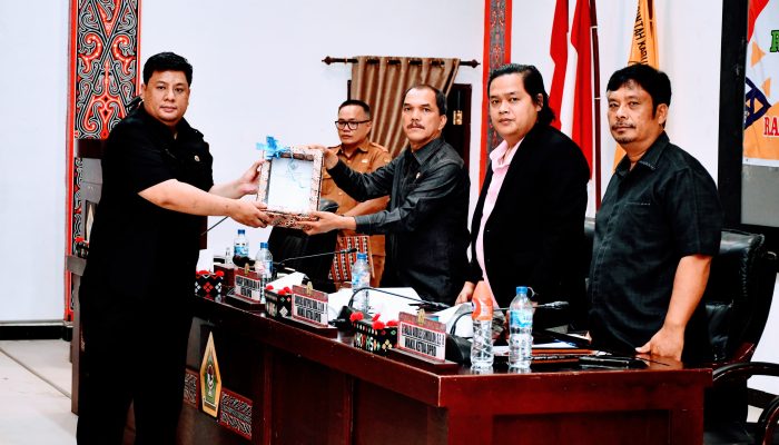 Pendapatan Daerah Samosir Naik Rp71 Miliar, Bupati Sampaikan P-KUA dan P-PPAS 2026