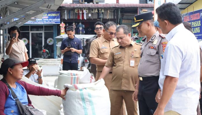 Sidak TPID Dairi, Stok Bahan Pokok Aman dan Harga Terkendali