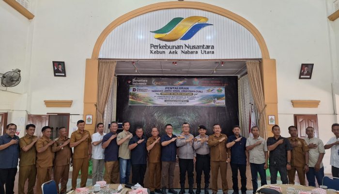 Manager KANAU Hadiri Penyerahan TJSL Rp353,9 Juta