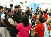 Bupati- Wabup  Samosir Tanggung Biaya Perawatan Korban Kecelakaan Bus Wisata