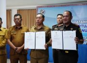 ‎Perkuat Integritas Dunia Pendidikan, Bupati JTP Hutabarat Hadiri Peluncuran Program “Jaksa Sahabat Pendidik”  ‎ 
