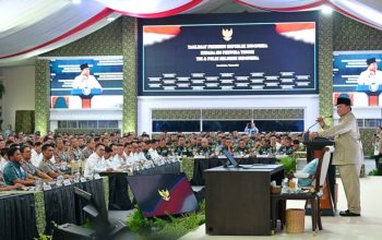 Prabowo Beri Taklimat kepada 800 Pati TNI-Polri