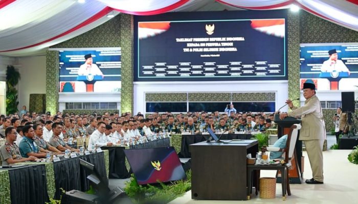 Prabowo Beri Taklimat kepada 800 Pati TNI-Polri