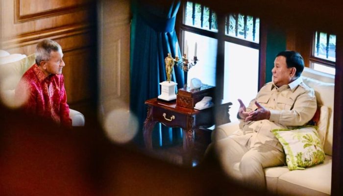 Prabowo Terima Menlu Singapura di Hambalang